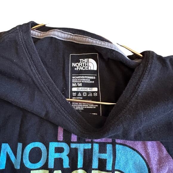 THE NORTH FACE  Color Decal Black Short Sleeve Tshirt Size medium classic - Picture 5 of 5